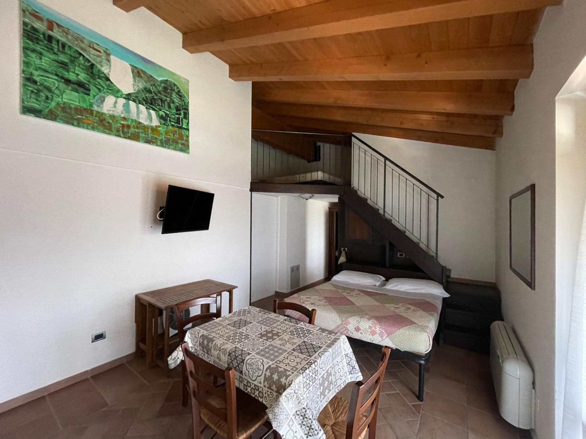 Domus Umbra Villa แตร์นี ภายนอก รูปภาพ