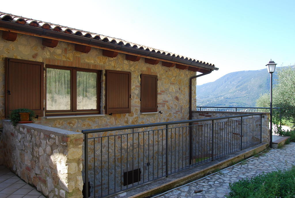 Domus Umbra Villa แตร์นี ภายนอก รูปภาพ